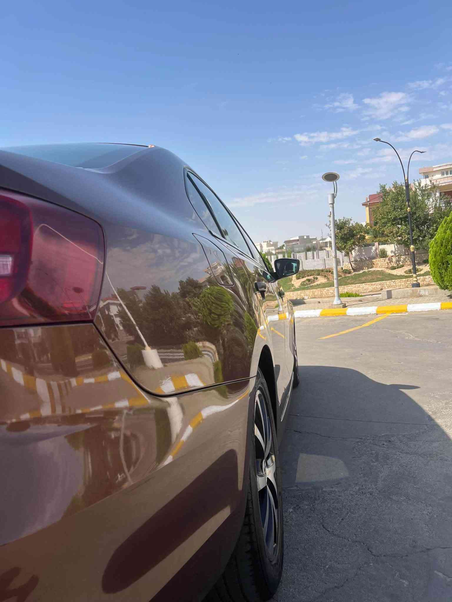 Jeetaمؤديل ٢٠١٧ گير مه كينه به شرت سه نووي هه زه نويه ٣جي سارده كوته بئ سبوخه بؤزانياري زيتر ***********نرخي١٠٣$معامله أربيل, العراق

