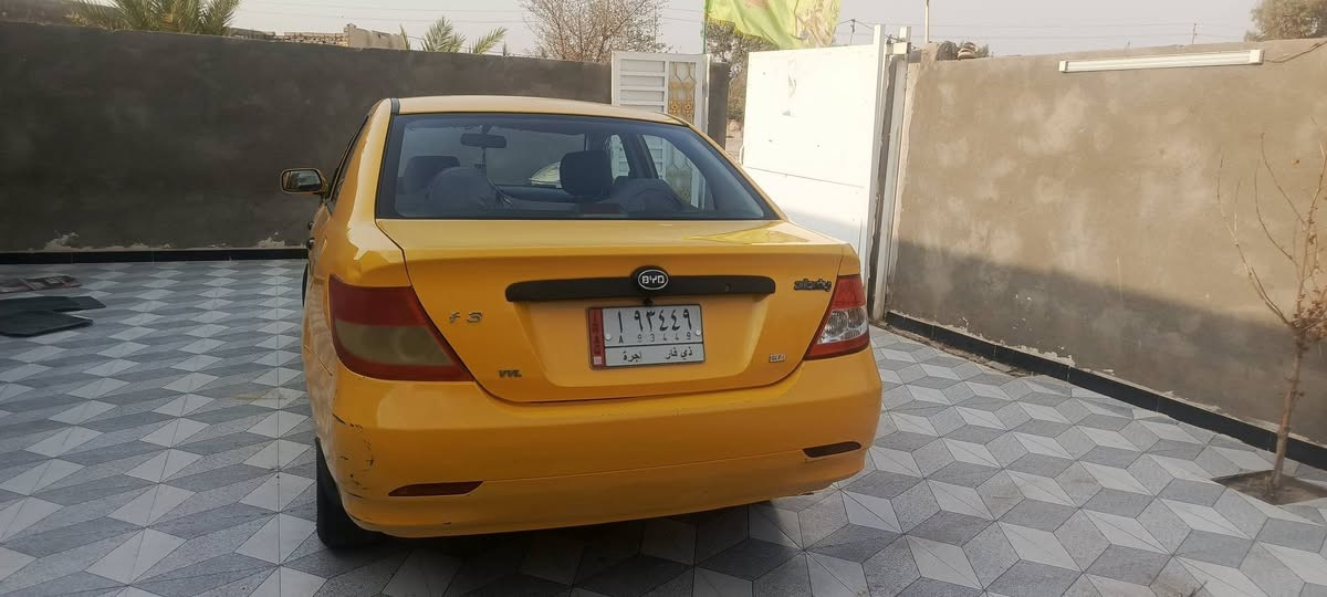السلام عليكم بي وايدي  موديل 2019
جاهزه سياره مكفوله بيها بس طخه موضحه بل جاملغ الخلفي جاهزه من كلشي تبريد مكينه كير حداديه تواير 
مكاني ناصريه مخلصه سياره مداور ثاني يوم  السعر 65 وبيها مجال حك جيه ترايك وين ماتريد شرط الاتصال‏‪***********‬‏
