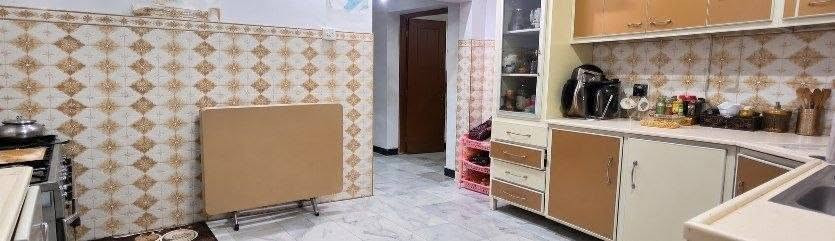 🏡✨ دَار لــلــبــيــع ✨🏡
━━━━━━━━━━━━━━━━━━━━━━
📍 الــمــوقــع:
بابل – حي الجزائر – خلف ملعب الإدارة المحلية.
━━━━━━━━━━━━━━━━━━━━━━
🏠 تــفــاصــيــل الــعــقــار:
• المساحــــة: 100
• طابــــو زراعــــي – سنــــد 25
• غــــرف نــــوم عــــدد (2)
• هــــول
• مجموعــــة صحيــــــة
━━━━━━━━━━━━━━━━━━━━━━
💰 الــســعــر:
85 مليــــون دينــــار 
✨ قابــــل للتفــــاوض
━━━━━━━━━━━━━━━━━━━━━━
📞 لــلــاســتــفــســار والــاتــصــال
🏢 مــكــتــب عــقــارات أبــراج بــابــل
📍 عــنــوان الــمــكــتــب:
بابل – حي الجزائر – مقابل الجسر الدولي
قرب مطعم البستان
━━━━━━━━━━━━━━━━━━━━━━
