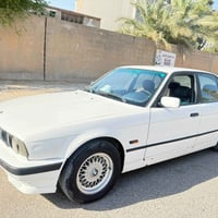 525i • ١٩٩٠ • رقم اربيل