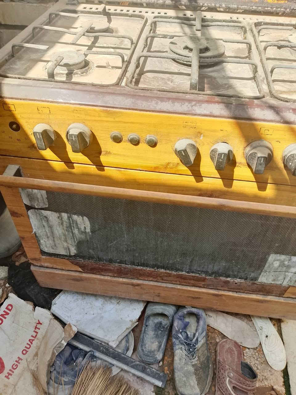 عمي طباخ البيع مكاني حمزه الغربي حي عدنان سعره مناسب 80 بي مجال شغال تعال خاص لو واتساب ***********
