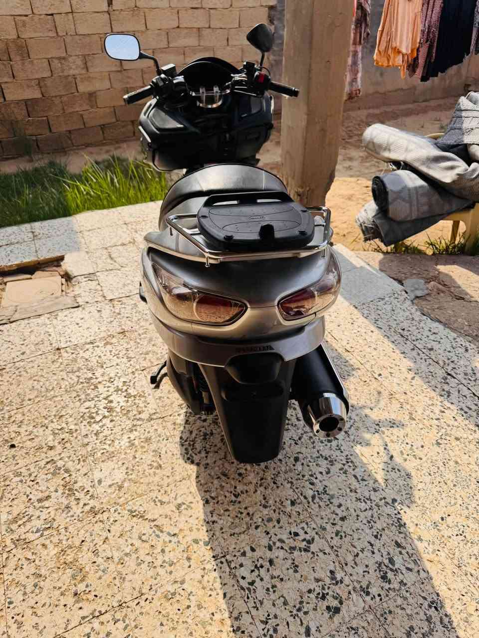 للبيع دراجه 0.9جديده بس سوت حادث بصيط كلش بس كفرات عوزه للستفسار ***********
