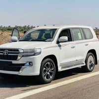 لاندكروز 2021بغداد باسمي الريم اصل ماشيه 20الف فقط استخدام شخصي بعدها ...