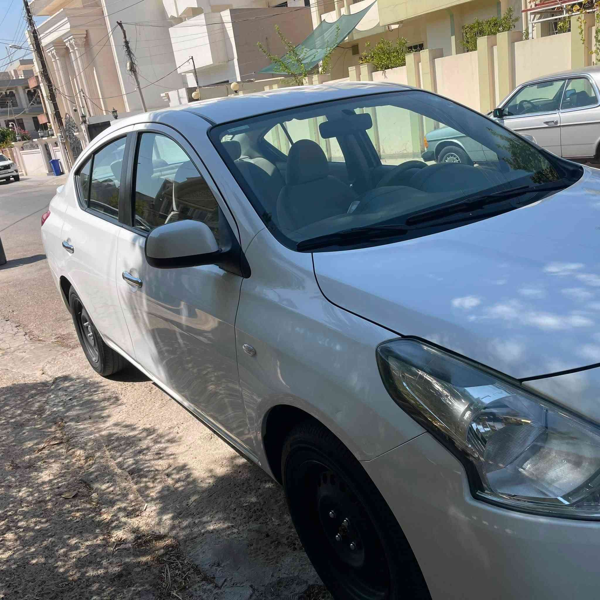 نيسان صني هندي
عنوان اربيل
سيارة باسمي
سعر12300$$
موديل 2024
55 ماشي
***********واتس اب

