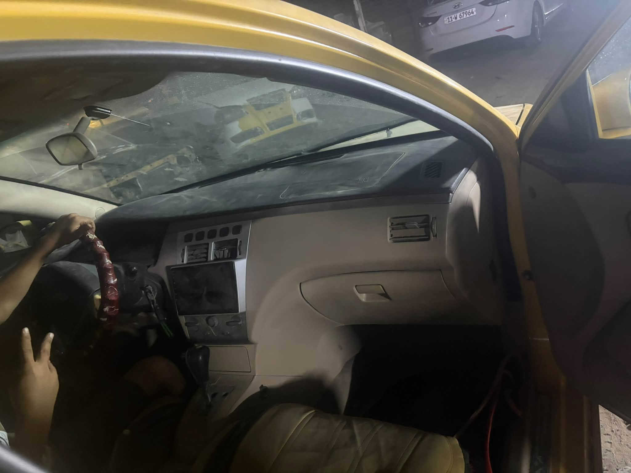 السلام عليكم شيري A5رقم بغداد الماني تحويل ثاني يوم عليها هيئة٢٢٠تنزل من سعرها سيارة كاملة وحلوة  كير اوتو مكينة بلادية بس كايمة ابيعها هيج عارضها ب١٧وبيها مجال كلش قليل مكاني بغداد الدورة ***********
