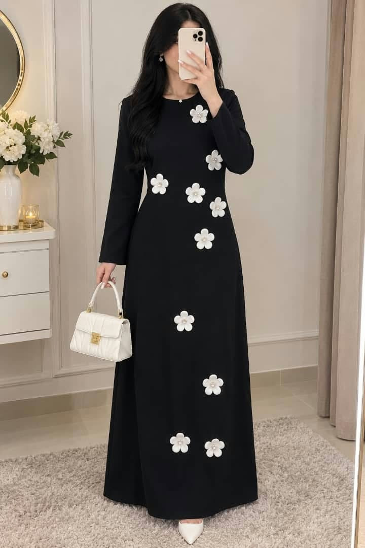 فستان ماكسي • أسود ملكي • مقاس M