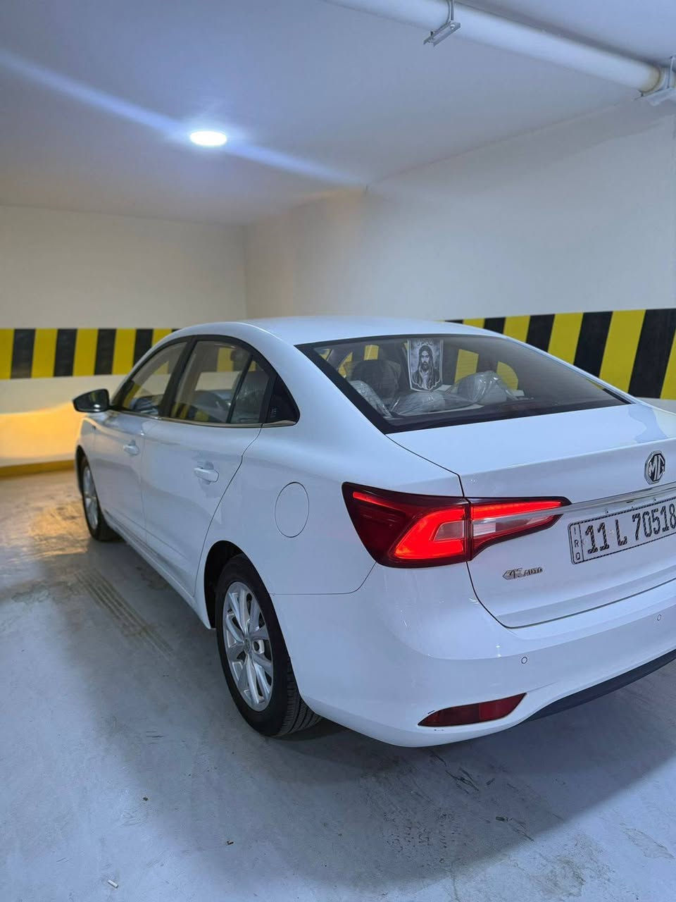 MG 5 2024
(كفالة عامه) + بيها ملاحضات بسيطة 
كير مكينة ( مكفولات)
رقم بغداد ( باسمي) وهزة وسنوية جديدة 
 السيارة بيها منضومة غاز ⛽  (60)  لتر 
مواصفات/ بصمة وكامرة وحساس ومثبت سرعه وشاشه كبيرة وتحكم ستيرن جهتين واشاير بالمري جام كله كهرباء لايت وبكلايت لد وترحيب
ماشية (49 )  ألف تقريبا 

(مكاني بصرة)          س ع ر ( 102 )
 
هاتف 📞 / *********** 

(بيع نقد ) أو (مراوس )
