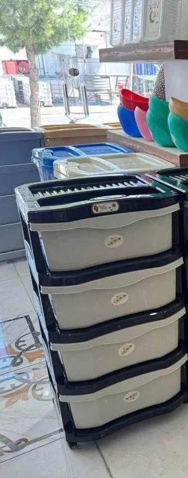 طباخات • مرجوحة • مستلزمات منزلية