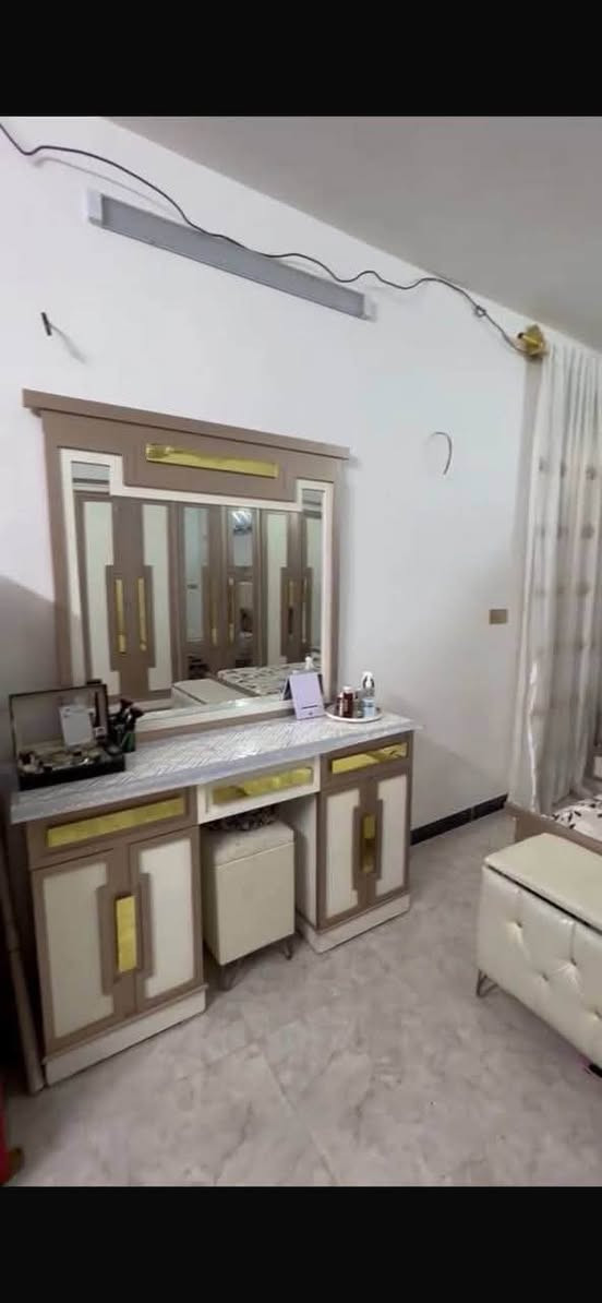 غرفه صاج تركيه جديده ما مستعمله هواي السعر مليون و300 مكاني سبع البور الرقم الهاتف ***********
