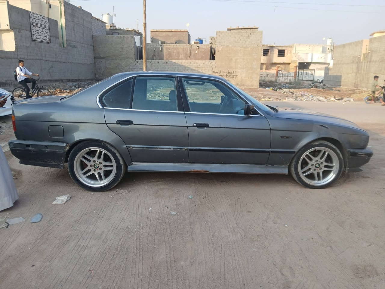 محرك ٦ • كهرباء شغاله • بدون رخصه