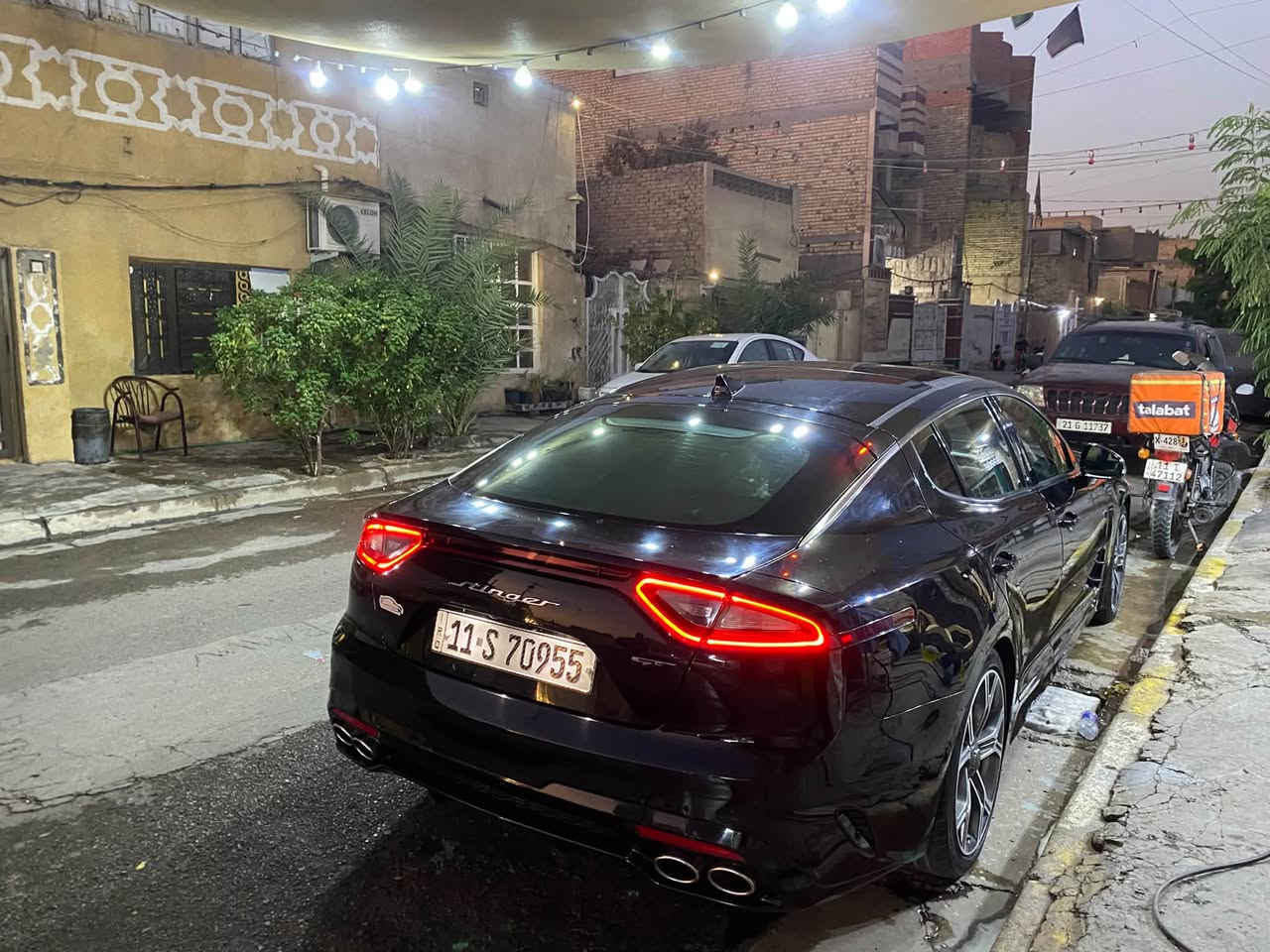 السلام عليكم

للبيع كيا ستنكر GT2 موديل 2020✅
السعر126بيه مجال وماكو هيج سعر 🔥
رقم بغداد مشروع وطني ✅
وسياره جديده بمعنى الكلمه ✅
عليه نانو سيراميك 🖤
محرك 3.3 V6 توين تيربو ✅
سماعات هارمن ✅
كير أوتوماتيك 8 سرعات✅

فول مواصفات GT2🔥

من أهم المواصفات:✔️

* تبريد وتدفئة للمقاعد الأمامية.

* مقاعد جلد كهربائية مع حفظ وضعيات السائق.

* تدفئة للمقاعد الخلفية.

* تدفئة للمقود.

* فتحة سقف.

* شاشة كبيرة مع Apple CarPlay و Android Auto.

* نظام صوتي Harman Kardon.

* كاميرا 360°.

* حساسات أمامية وخلفية.

* رادار أمامي.

* مثبت سرعة ذكي (Adaptive Cruise Control).

* المحافظة على المسار.

* مراقبة النقطة العمياء.

* تحذير الاصطدام مع فرملة طوارئ.

* تشغيل بصمة ودخول ذكي.

* إنارة LED كاملة.

* شاحن لاسلكي للجوال.

* هيد أب ديسبلاي (HUD
سياره حادثه بنيد وجاملغ مرفق بل صوره 
للستفسار ***********
