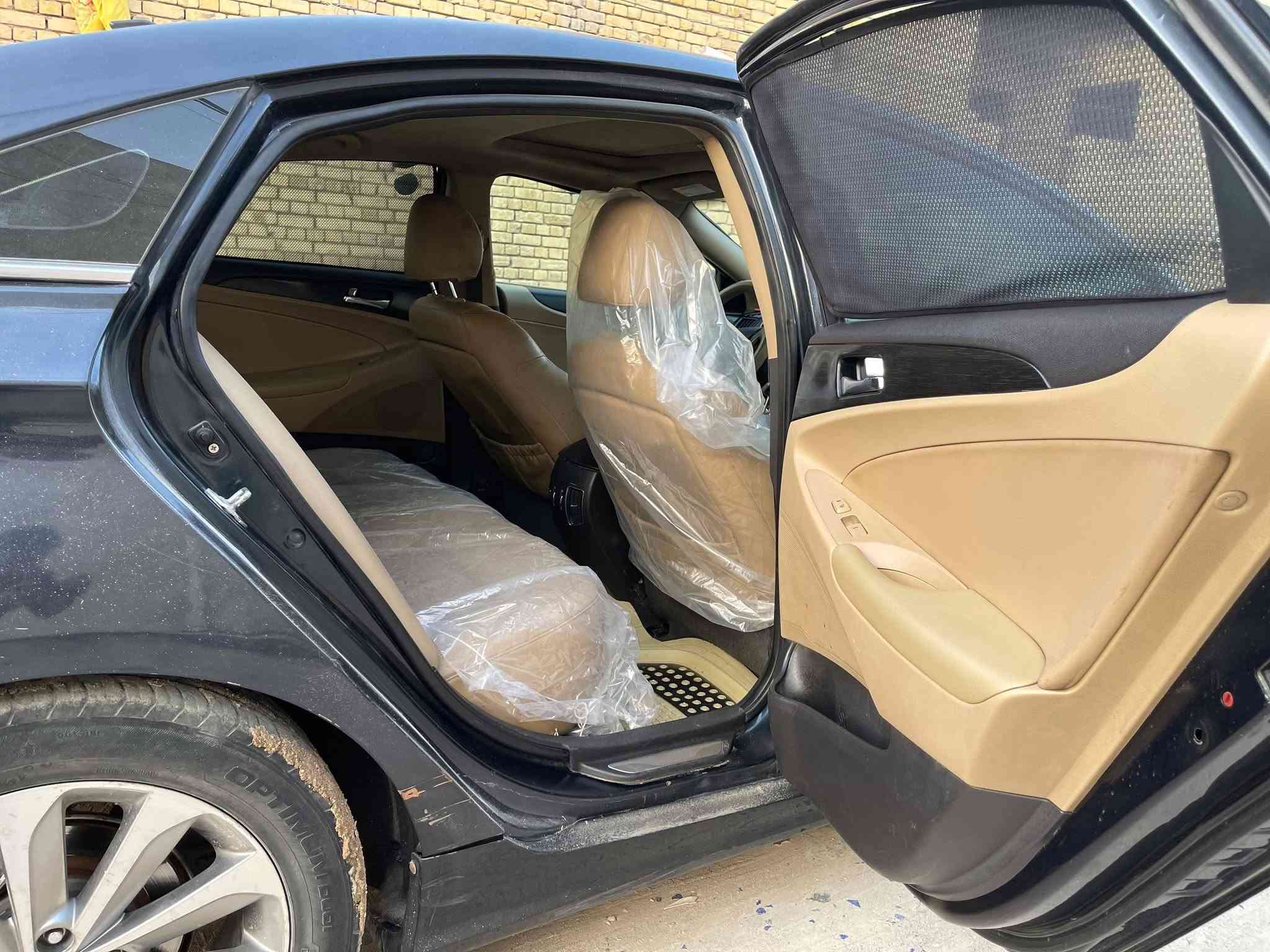 سوناتا فول مواصفات الخير بانزين مكينه 2000 خليجي سياره بيه جراد 
متوام شمالي جديد شرط الحاسبه هزه جامه سنويه لل30 
كص جنط شغل درجه اوله ماتنعرف مكصوصه ابد 
فول مواصفات الخير 
فتحه سقف 
بصمت تشغيل 
بصمت باب 
شاشه جبيره 
كامر خلفي 
دواخل جلد بيجي تدفأه تبريد كشنات 
اشار بل مري 
تبريد قطعتين 
مكينه شرط بل باكيت
گير بل باكيت 
تبريد ثلج مايتواجه ابد
مكاني ناصريه مركز 
رقمي ***********
السعر 38
