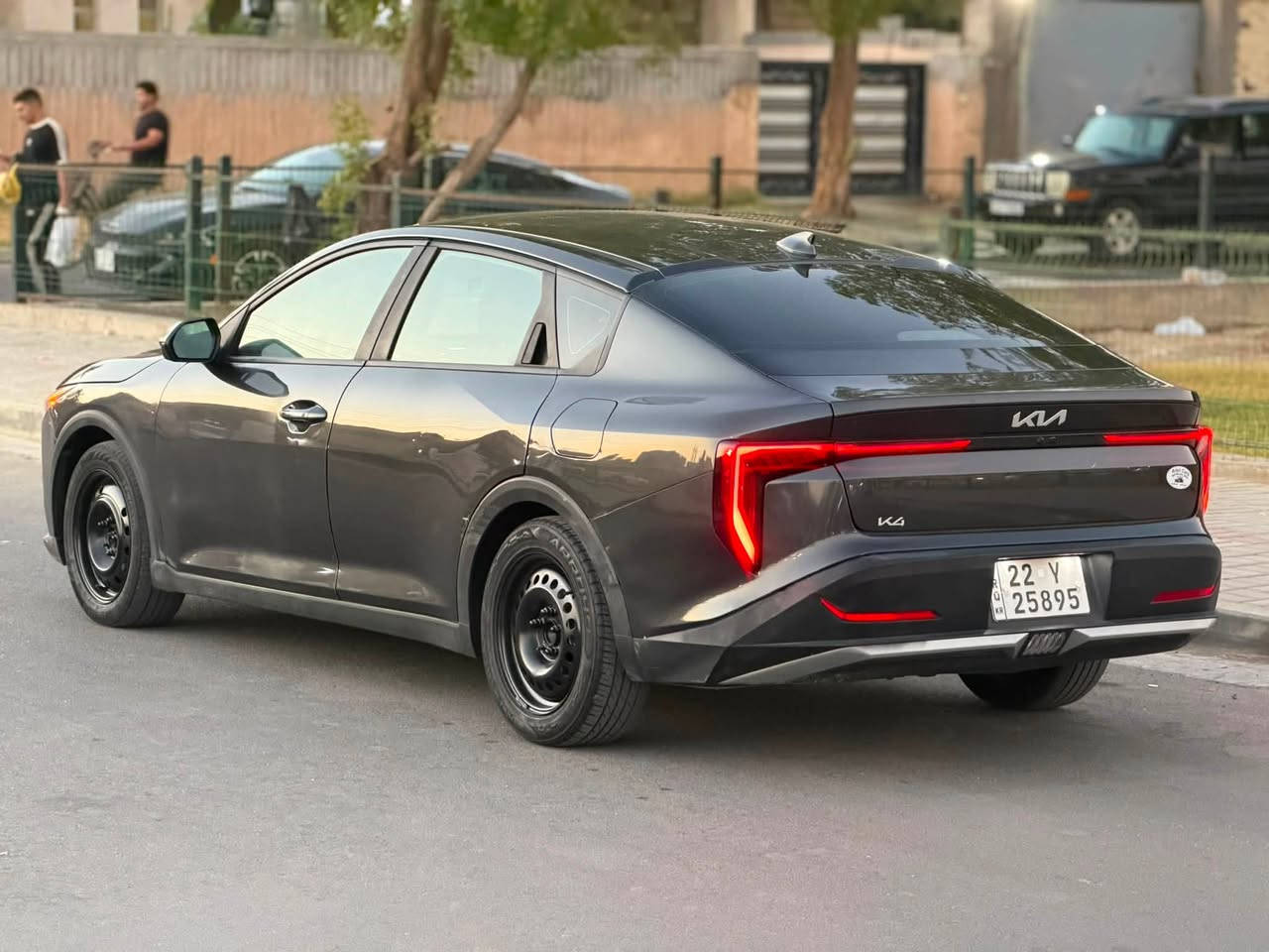 Kia  k4
2025 مواصفات LX

محرك :2000 دوش 
مواصفات
بصمة 
بصمة ابواب 
بصمة جنطه 
تشغيل عن بعد 
لد امامي نهاري 
لد خلفي متصل 
نقاط عمياء 
شاشه ديجتل متصل 
مود درايف متعدد
كامره 
رادارات امامي خلفي وجانبي 
تحكم مودات قياده 
اوتو هولد 
فول تحكم ستيرن 
فول قياده ذاتيه 
كروس سرعه مع تحديد مسافه امان 
منافذ شحن خلفية 
دخول وترقيم جديد اربيل 
تحويل وكاله الي يعجبك 
الحادث جاملغ تبديل ربع الباب صبغ + جاملغ خلفي صبغ 
بدون دواخل 
السعر 158
العنوان بغداد الكرخ
***********متوفر واتساب
