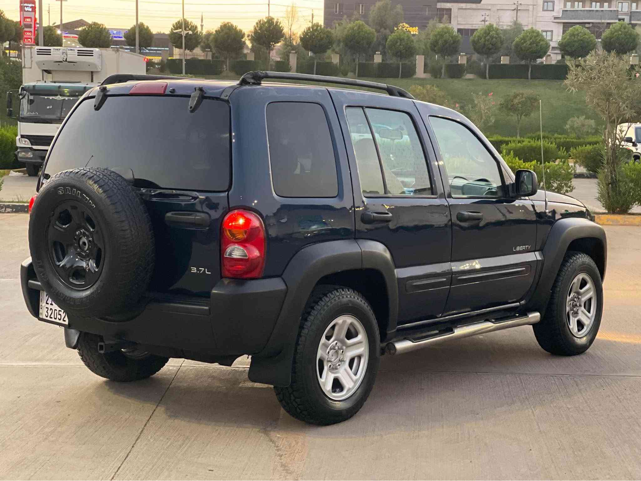 Jeep Liberty 2004

سعری ٦٩ گەڵاو معامەلە 
مواسەفات 
دەبڵ ئەکسل 
ناو زەرد
جام کارەبا
تەحدید سورعە
شاشە ئایپاد
٤ تایەی لۆکی جەبەلی لەژێرایە 
٢٤٠ هەزار ڕۆی شتوەیە 

٣پارچەی بۆیاخە بێ ناوگرتن 

گێڕوو مەکینە وئەکسل بەشەرت

سەیارەکە لە سلێمانیە 

ژمارەی موبایل *********** السليمانية, العراق
