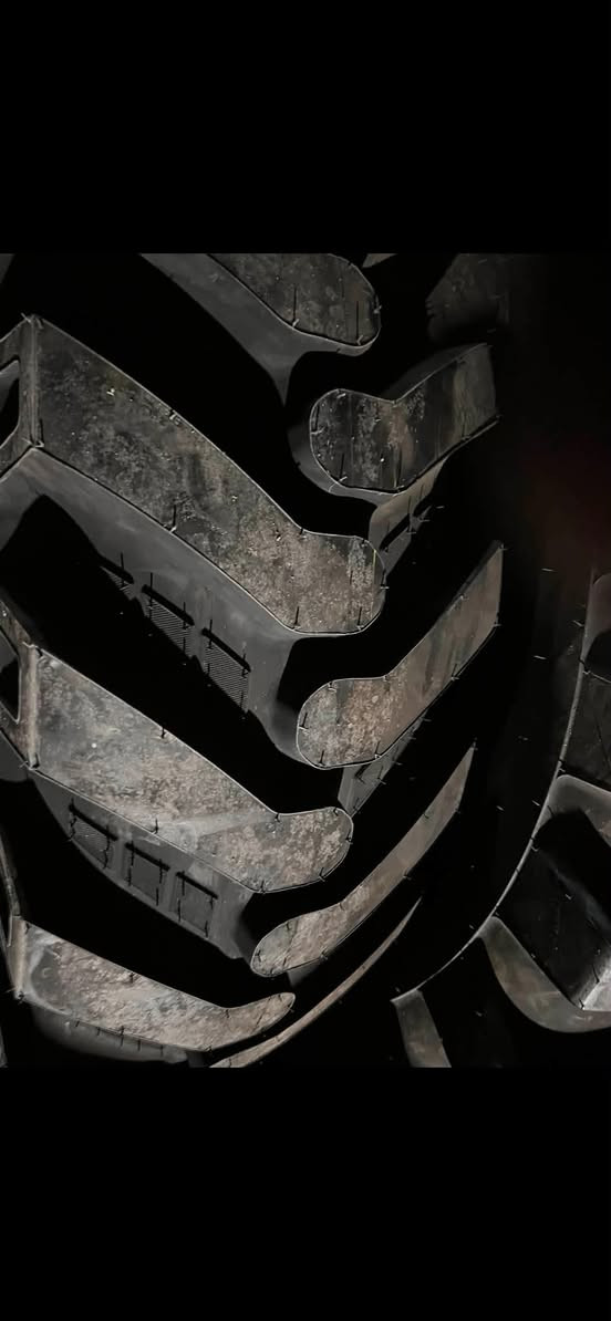 توفر اطار 28.9/16  
  440/80R28 
صناعي هندي ابولو 
انتاج نهاية 2023 تاير جديد بالمعنى الحرفي
النقشات الي بالصوره كلها متوفره

للطلب والاستفسار :
***********
بغداد-مجمع المشن للاطارات
توصيل الى جميع محافضات العراق
