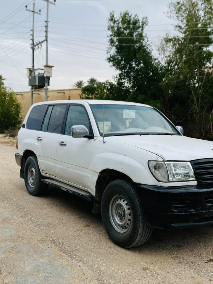 للبيع لانكروز جكسار مزاد وزارة داخلية 2004 6 سلندر محرك 4500
*********** تفاصيل
