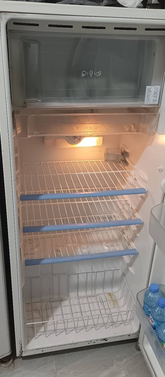 ثلاجة ال جي • 10 قدم • حرية كركوك