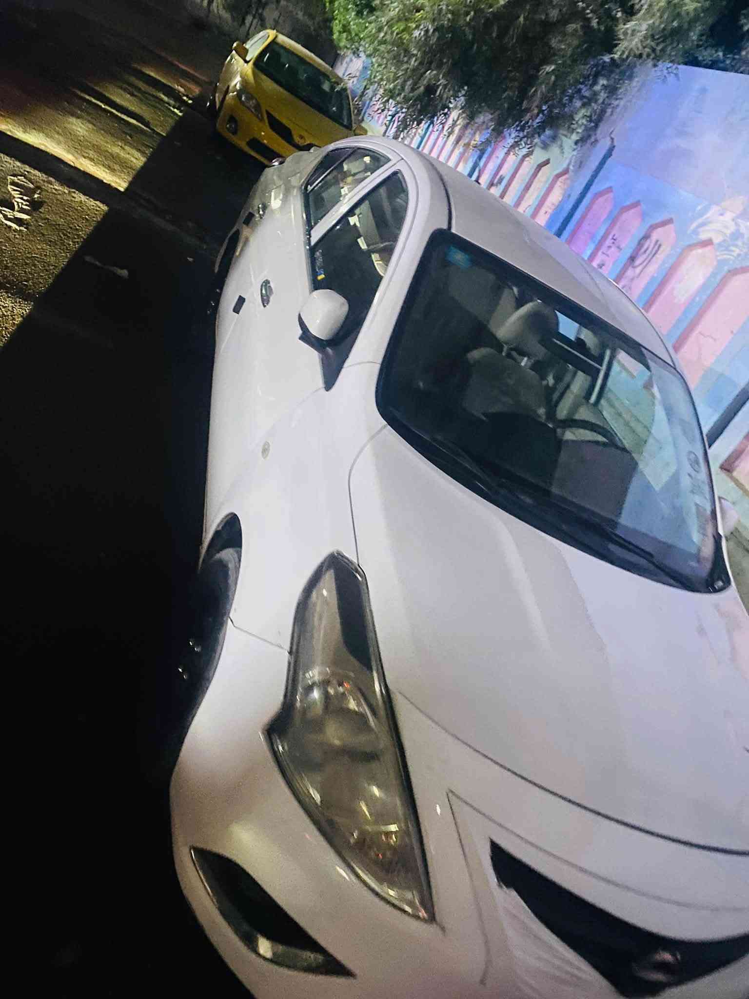 نيسان سني هندي ٢٠٢٠  بيهه بابين شخط بارد او مصبوغ باقي كفاله السعر ٩٥  مكاني بغداد ***********
