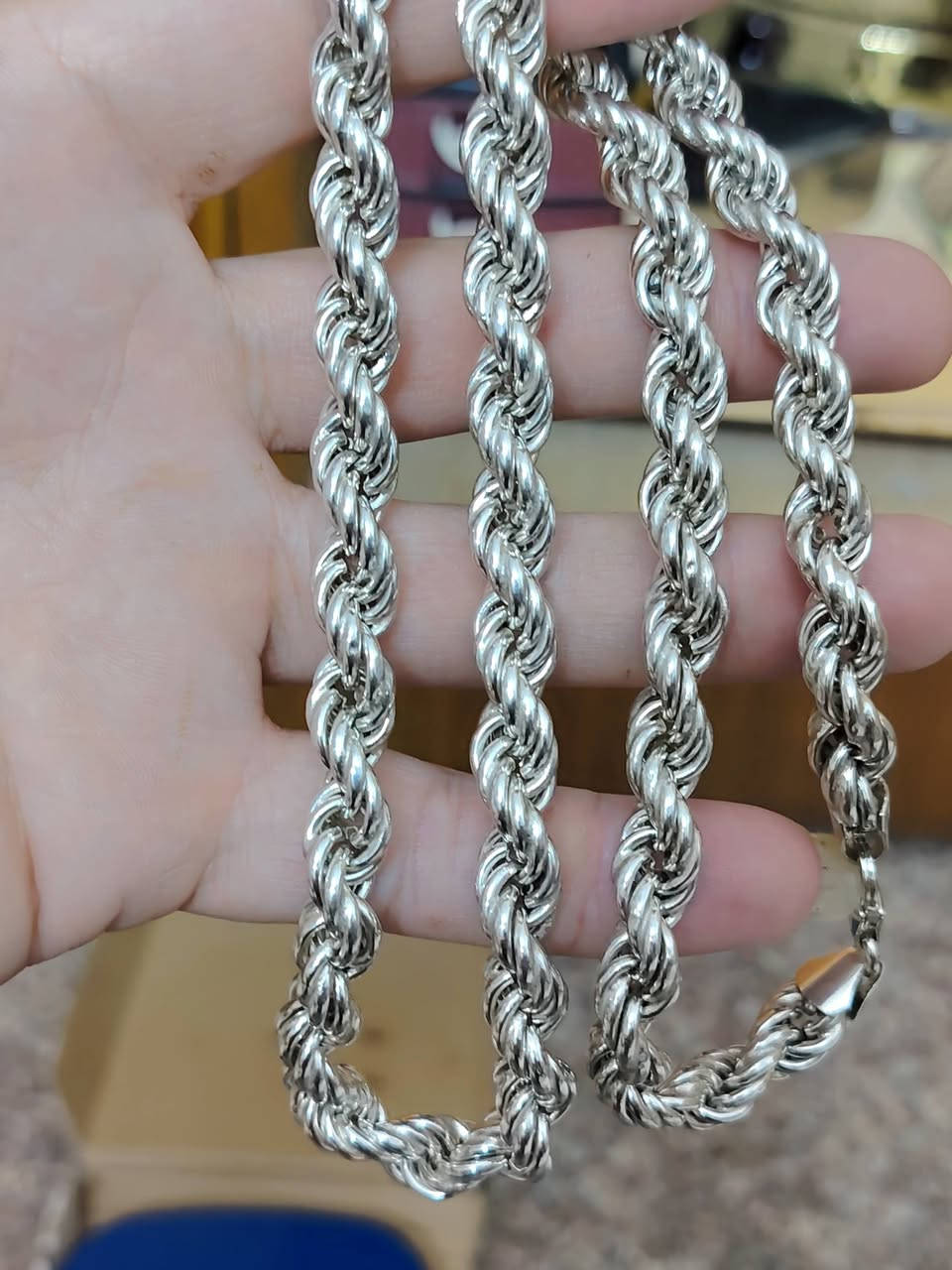 زناجيل فضه يطالي وزنه داخل صوره سعر غرام 3500بغداد مدينة الصدر توصيل لجميع المحافظات رقم وتساب ***********
