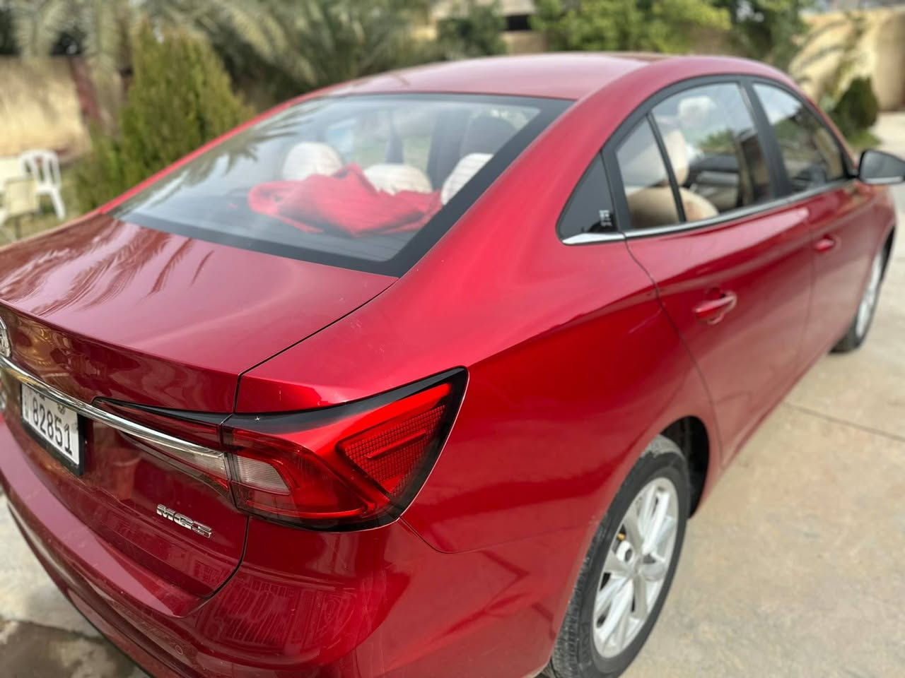 للبيع: MG5 موديل 2023 
مكفولة : كفاله عامه 
المحرك: 1.5L أوتوماتيك (اقتصادي)
المسافة المقطوعة: [31000] كم
المواصفات: شاشة + كاميرا وحساسات خلفية + مثبت سرعة + بريك كهرباء (Auto Hold) + ويل كي 16 + تحكم ستيرن كامل + أبل كاربلاي وأندرويد أوتو.
السعر: [108]
المكان: [بغداد ]
رقم: بغداد 
تحويل: ثاني يوم 
للتواصل: [*********** ]
