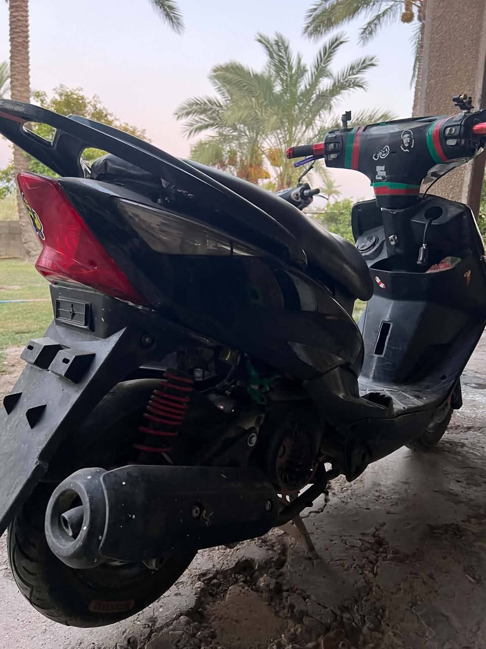 سلام عليكم شباب دراجه ماكس ثعلب للبيع بوشه 49سلف وهندر شغالات دراجه فول تجي تفحص اله تاخذ السعر 500 وبيه مجال كلشي شغال بيه اي نغص ماابيه دراجه نص قراضه ابلادي   *********** بيه واتساب
