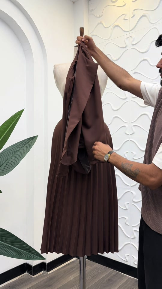 طقم تنوره • دابل إيطالي • مقاسات ٣٨-٤٨