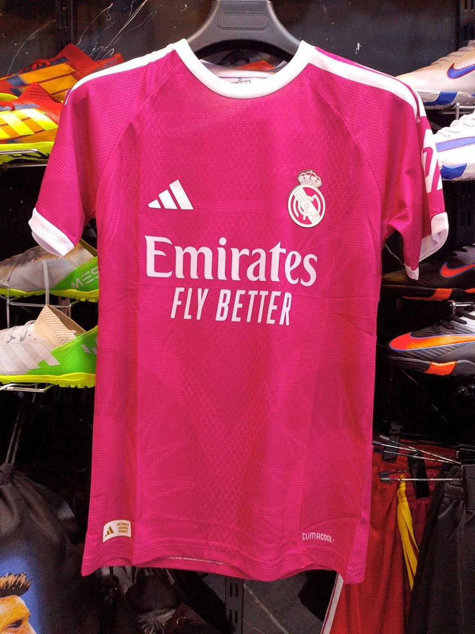 جديد توفر دريسات جلاتين موسم 27/26 🔥🏆
ريال مدريد ثلاث الوان 
 ابيض اساسي و وردي و زيتوني 
برشلونه اساسي 
احمر ازرق و بنفسجي اسود 
باريس احتياط احمر ازرق 
العنوان حي سماح شارع المشاعل قرب جامع طه 
للحجز واستفسار ع ارقام تالي ***********
