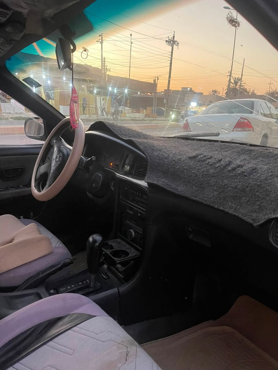 السلام عليكم
سوناتا 2 1994 
محرك 1800 مفتوح 
كير اوتو 
تبريد ثلاجة منظومة جديدة
محرك كير نضيفات  
رقم بغداد انكليزي ب اسمي 
مصبوغة جمالية بدون حادث 
السعر 44 وبيها مجال لطيبين 
مكاني سامراء 
***********
