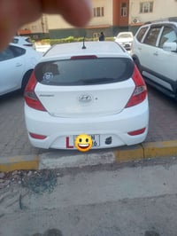 أكسنت موديل17وارد امريكي ابيع قطعتين صبغ السياره جاهزه السعر 93وبيها م...