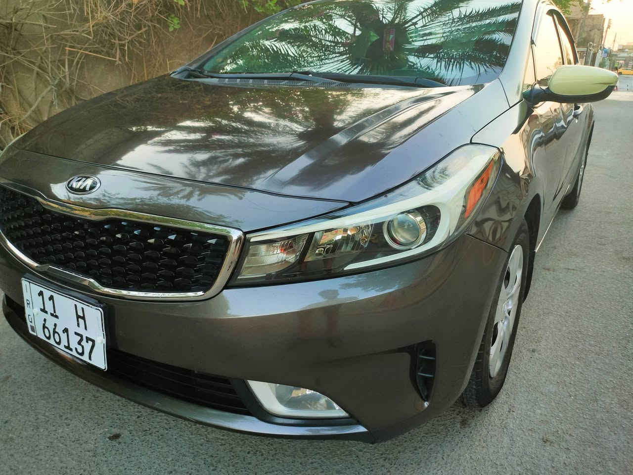 السلام عليكم
كيا فورتي 2017 وارد امريكي 
مواصفات LX نص فول
محرك دوش 2000
رقم بغداد

حادثهة بابين جهة السايق مبدل باب السايق و معمر الخلف السايق و صاير بيهة حادث بنفس الجهة و مبدل دعامية امامية و صور الحادث مال امريكا موجودة وية الصور

ماشية 67 الف ميل قابل للزيادة

السعر 110 وبيها مجال 

للاتصال : ***********
