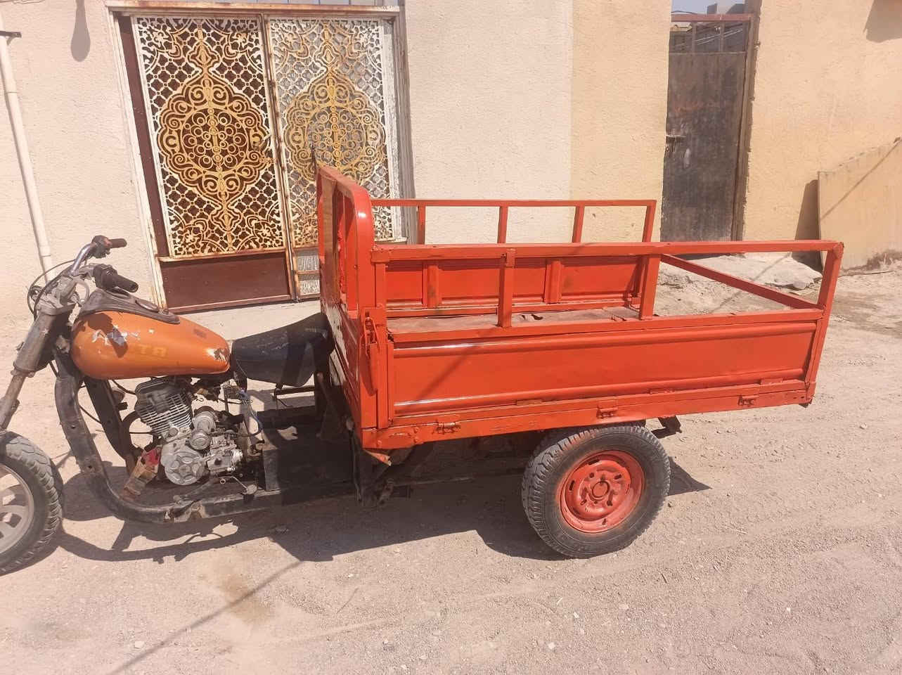 ستوته ادوات للبيع مكفولة سعرها 500 وبيها مجال مكانها الزبير
***********
