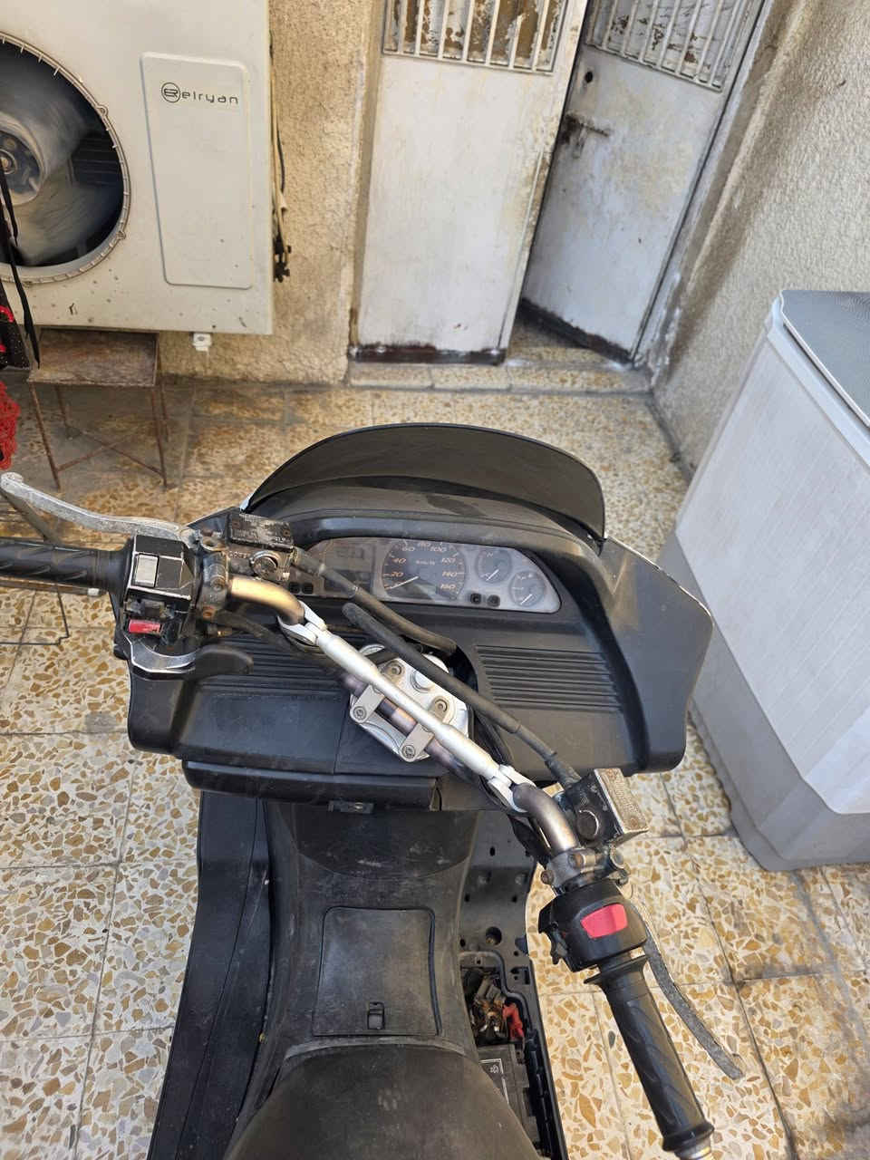 السلام عليكم ماجستة الدراجة نضيفهة مكينة لا تبخير لا تنقيص
يرادلهة باتري نكرة سلف يرادلهة دوشمة سعرهة 450 اتصل ***********

