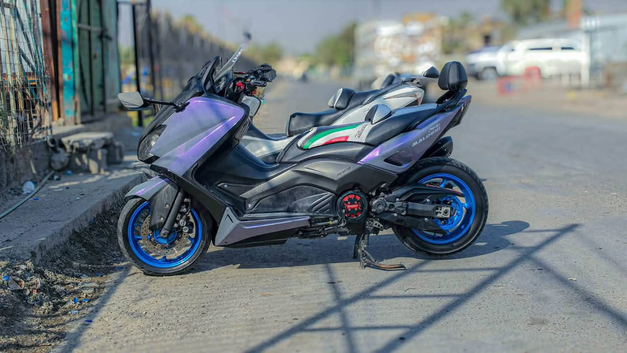 السلام عليكم تي ماكس 2014
دراجه كفاله ✅
يدات بريك رياضي عنابير رياضي 
قبق كلج رياضي 
صالنصه رياضي 
الجامه موجوده عندي اني فاتحه 
مكينه شلعه معدل هاون 🚀
ممشه الدراجه ٢١ يعني زيرو 👍
لايت زنون 😎
***********
السعر خاص أو ع الواتساب 
مكاني بغداد مدينه الصدر
