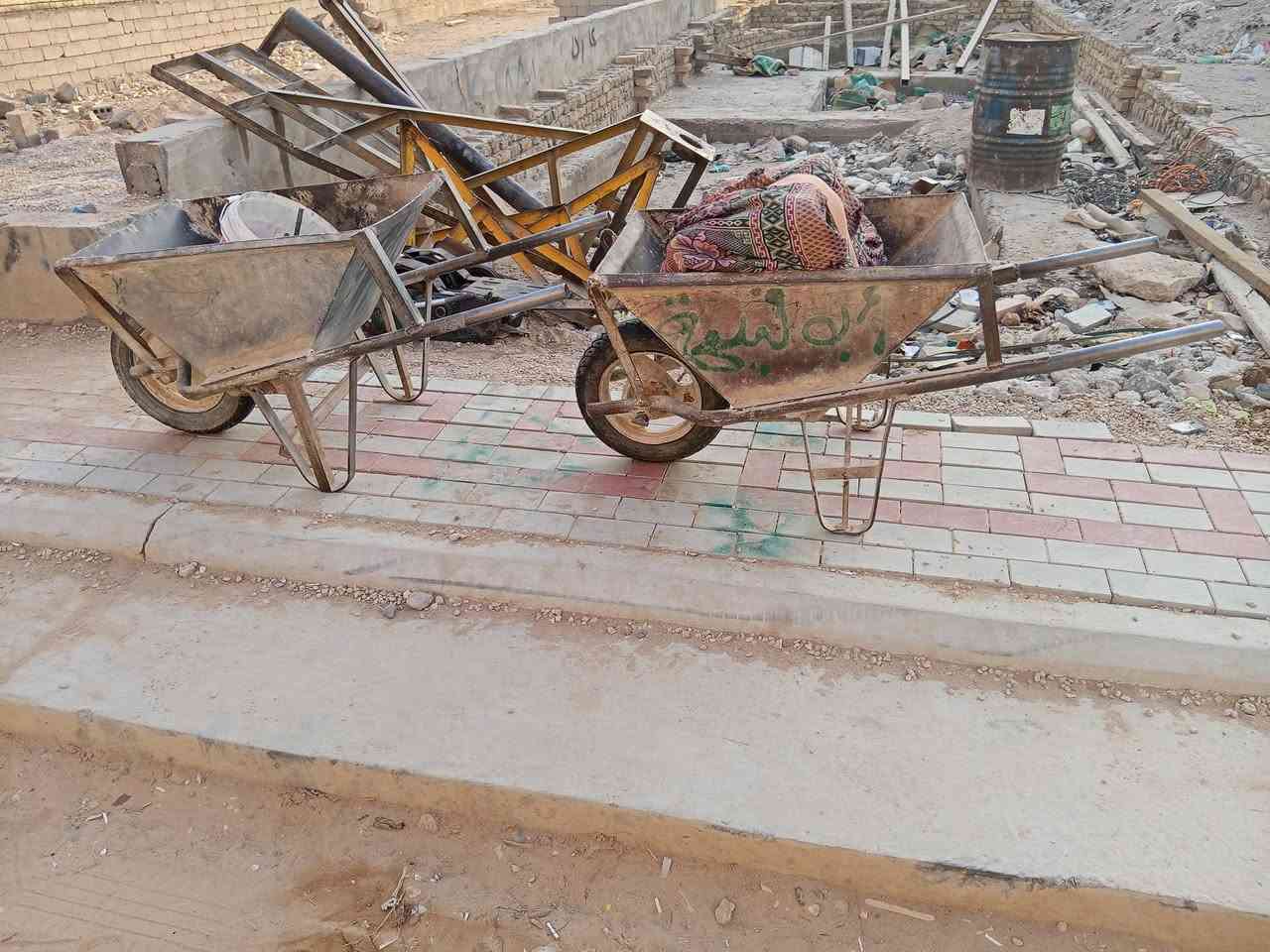 سلام عليكم عرباين البيع ٣ نضيفات
السعر. مناسب. ***********
