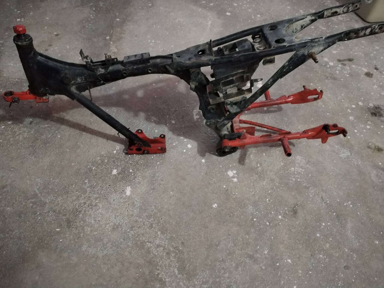 محرك دراجه • فحم • ما عندي توصيل