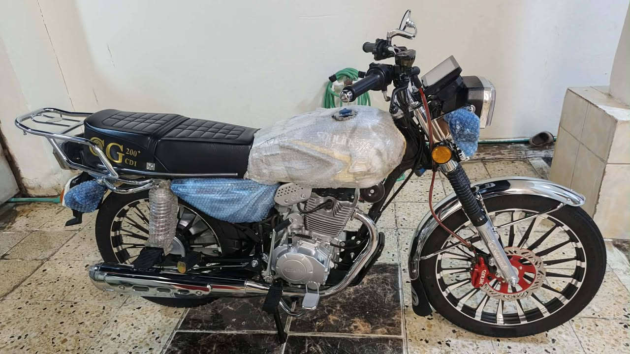 السلام عليكم مكلف بالنشر دراجة سوني موديل 26زيرو صالهة شهر من طالعة من المعراض دراجة نعمة وكلش حلوة احلة من الصورة بهواي تاخذهة مذاب عليهة ربع لان جاهزة مجهزة بكان واسط الصويرة مامتواجد بالفيس الستفسار التصال على الرقم ‏‪***********‬‏ولمو شراي ليتصل ويتعبنة
