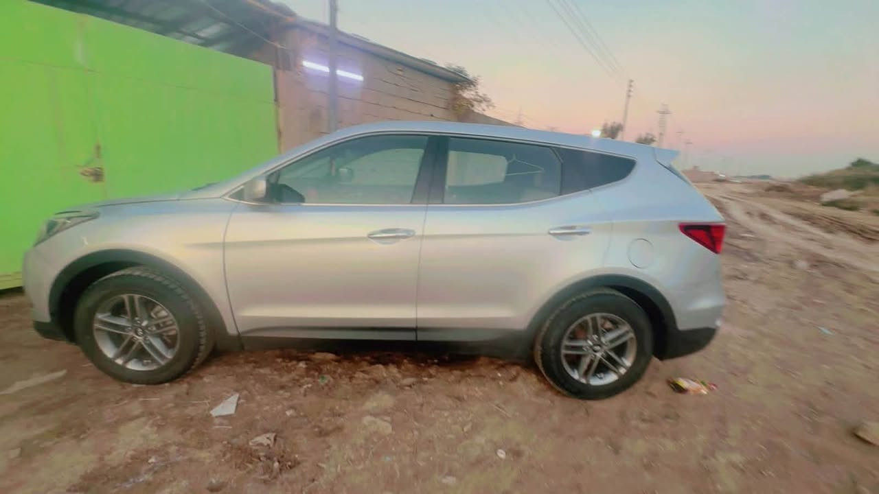 سنتافي وارد امريكي 
موديل 18 
سياره جاهزه 
السعر 165
***********
