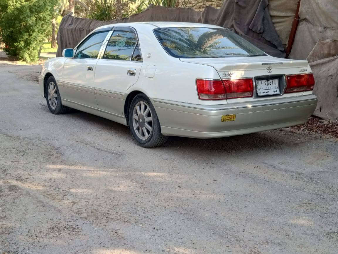 ملكة 2003  محجل خضراوي 3 دكم اصل كرستال رقم كركوك مدفوع كمرك السعر 110 *********** مكان بابل قرب الجامعه
