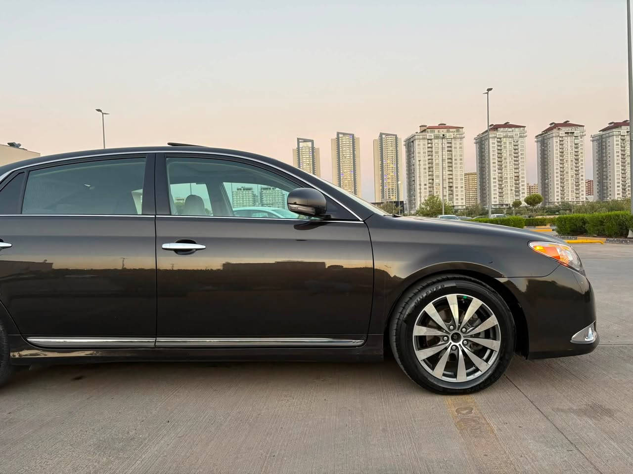 toyota avalaon 2011
ئه‌ڤه‌لۆن لۆك 
دوبه‌ی ساخ بێ ده‌عم بێ بۆیاخی عێراق و دوبه‌ی 
ته‌نها 4 پارچه‌ی به‌س په‌مپی ئه‌مریكایه‌ به‌شه‌رتی ئه‌وه‌ی نوكه‌ چه‌كوشی پێوه‌ بوو 500$ ببڕه‌ 
لۆك له‌ ناو پاكه‌ت   زۆر زۆر تازه‌یه‌ 
***********
كۆدی بۆ كراوه‌ باركۆدی وه‌رگرتووه‌ به‌ شه‌رت 
شوێن : سلێمانی
