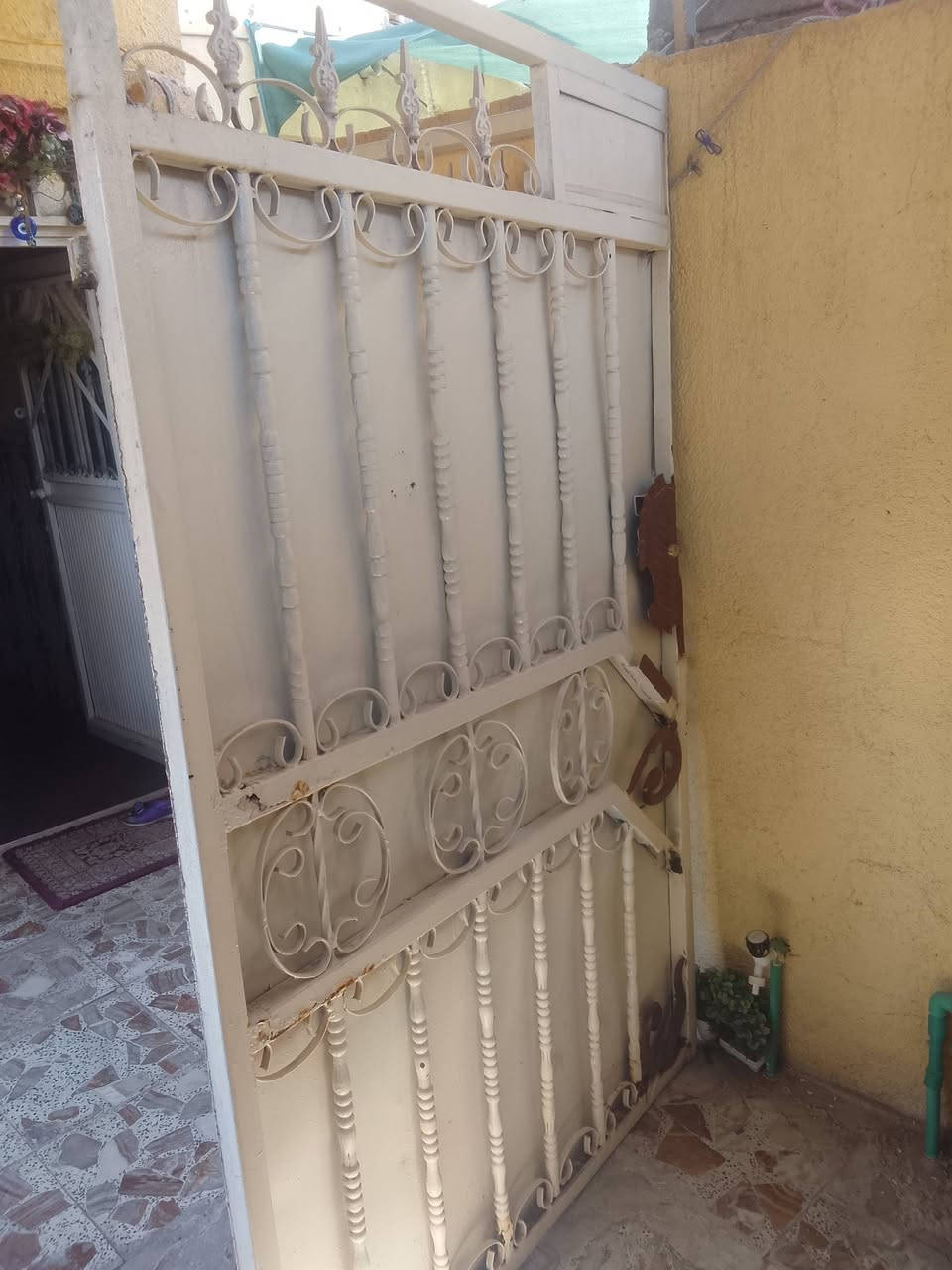 باب بدون جرجوبه طلاكتين 
***********
