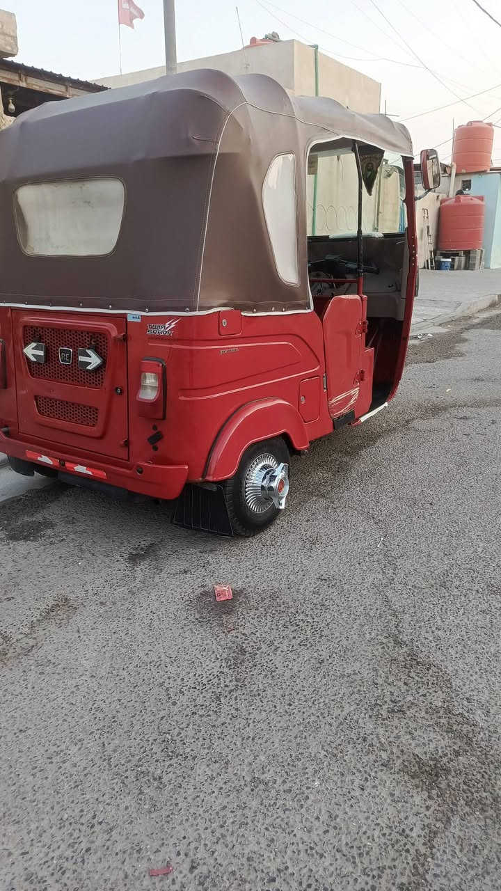 سلام عليكم شباب
 تكتك باجاج 22 جديده كسر كارتون اوراق ب6 ملاين  الشراي ينتصل  ***********
