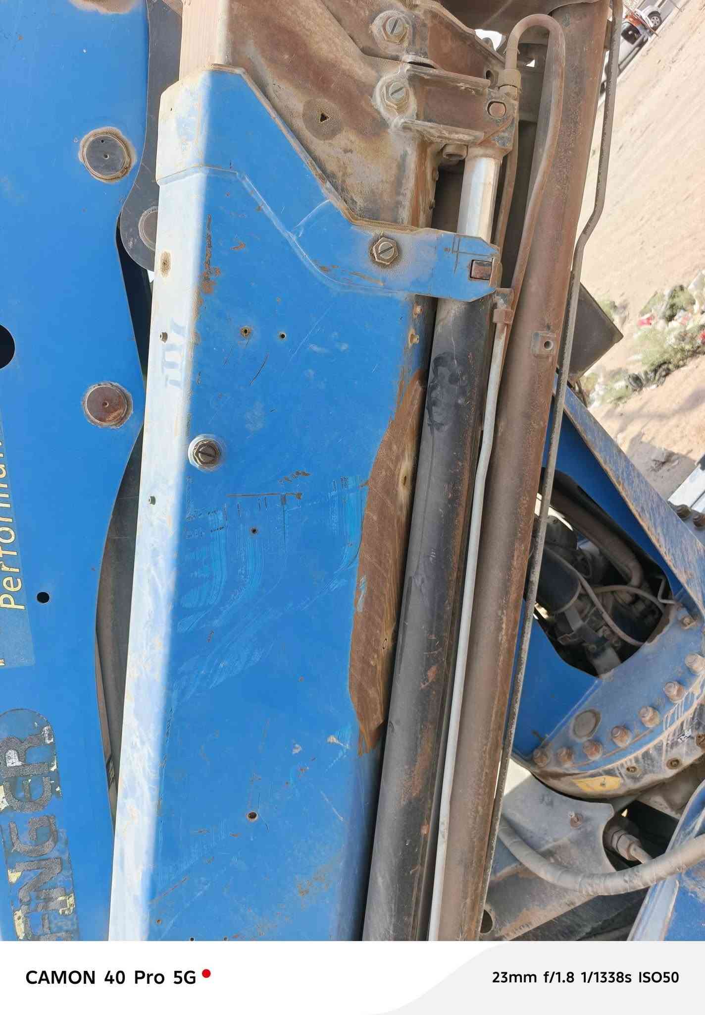 السلام عليكم كرين فافنگر ٤ رجلين هايدروليك دوران كامل ريموت كنترول ٤ سلايت حجم ٢٩٠٠٢ موديل ٢٠٠٤ + بدي كرين جديد تقريبا كلش نضيف سعرهن ٢٣٠ ورقه وبيهن مجال للشراي للاستفسار الاتصال ع  *********** واذا تريد كل واحد بحده ينباع عادي

نص مكتوب في الصور:
- CAMON 40 Pro 5G 23mm f/1.8 1/2473s ISO51
- CAMON 40 Pro 5G 23mm f/1.8 1/2994s ISO50