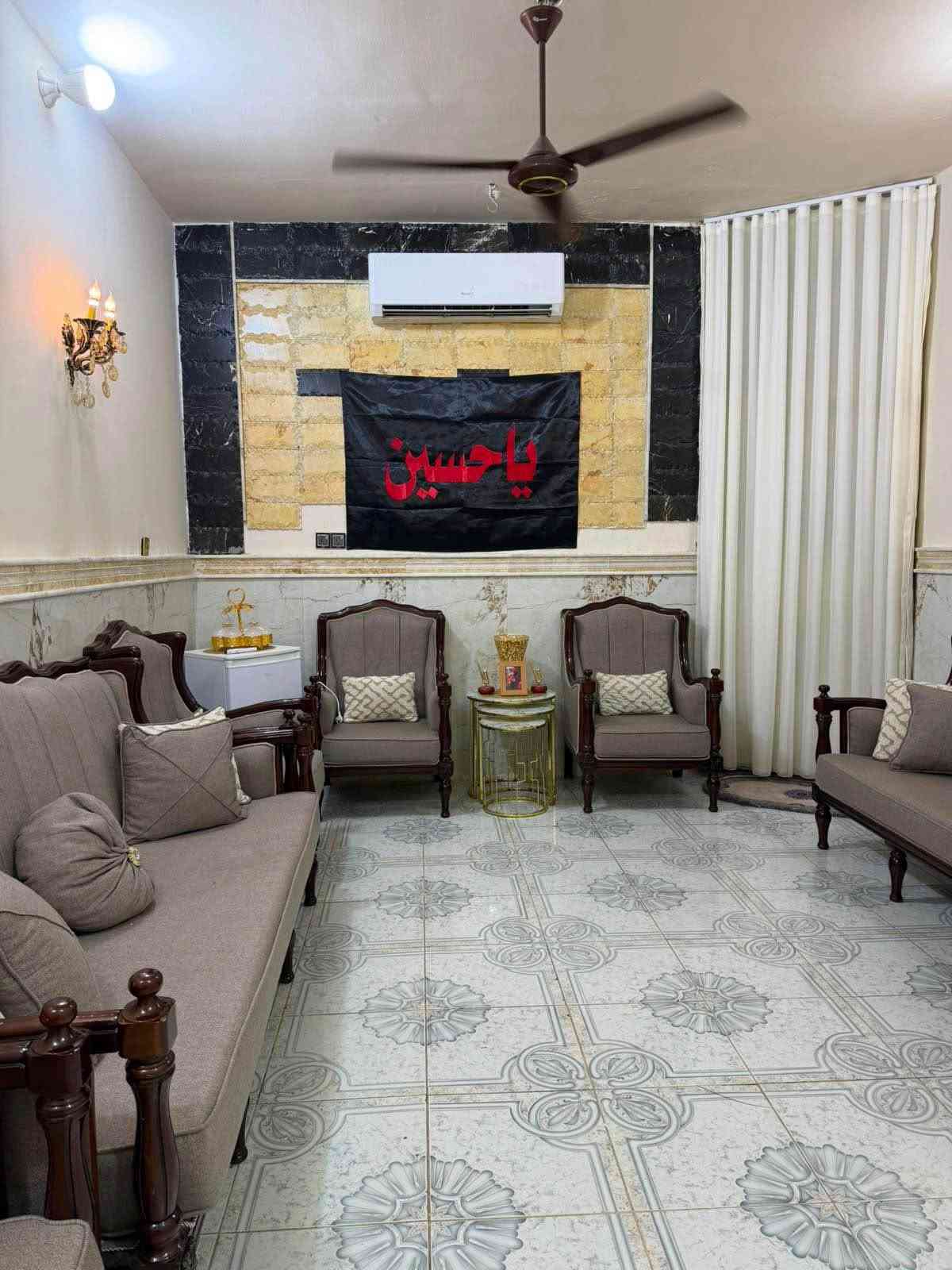 بيت مساحته 125متر طابقين بناء حديث في حي الحسين خلف المنتزه للاتصال *********** عمارة, ميسان
