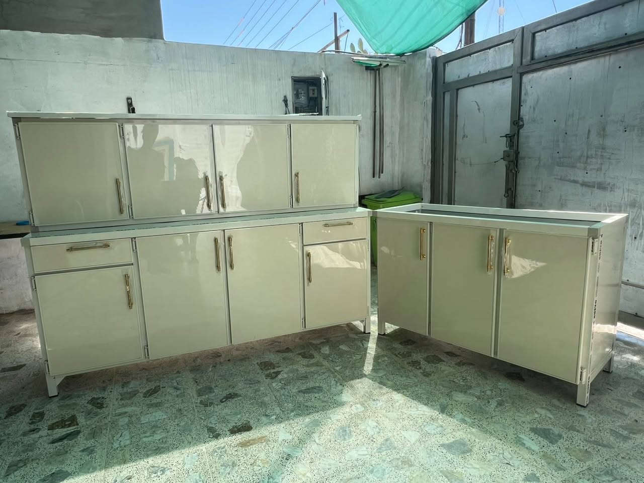 كاونترات جديد مترين بسعر الجملة و نشتغل حسب الطلب شراي خابر ***********
