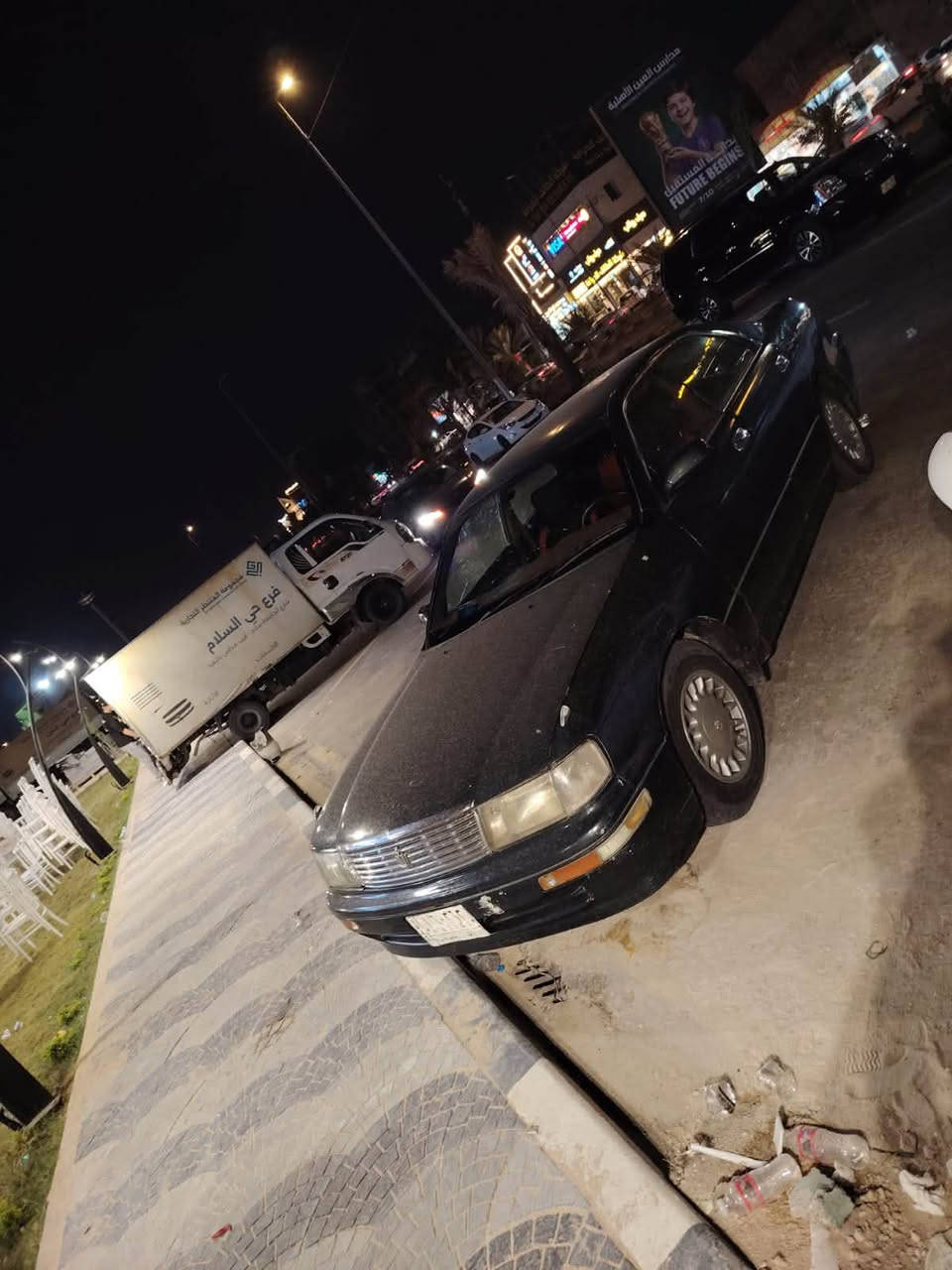 سلام عليكم سياره بطه متصل مديل 92سياره كير مكينه هستوني شادهن تبريد ثلج تخم تاير كشره حلو مكفوله من كص ونقل فقط ضربه بالجاملغ الخلفي جه السايق ماواصله للشاصي سعره 45وبيهً مجال اتصل ***********
