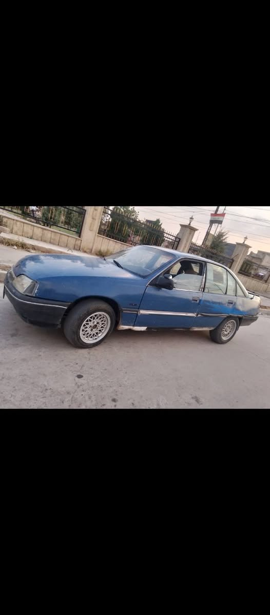 السلام عليك للبيع السعر 8ورقات اوميكه حجم 20سنويه واجها شرط التحويل محرك كير اكسن كير شرط محرك بي اثر دخان أبيعك كوم حديد واكشر سياره كدام،العين اذه مو شراي لا تخابرني ***********
