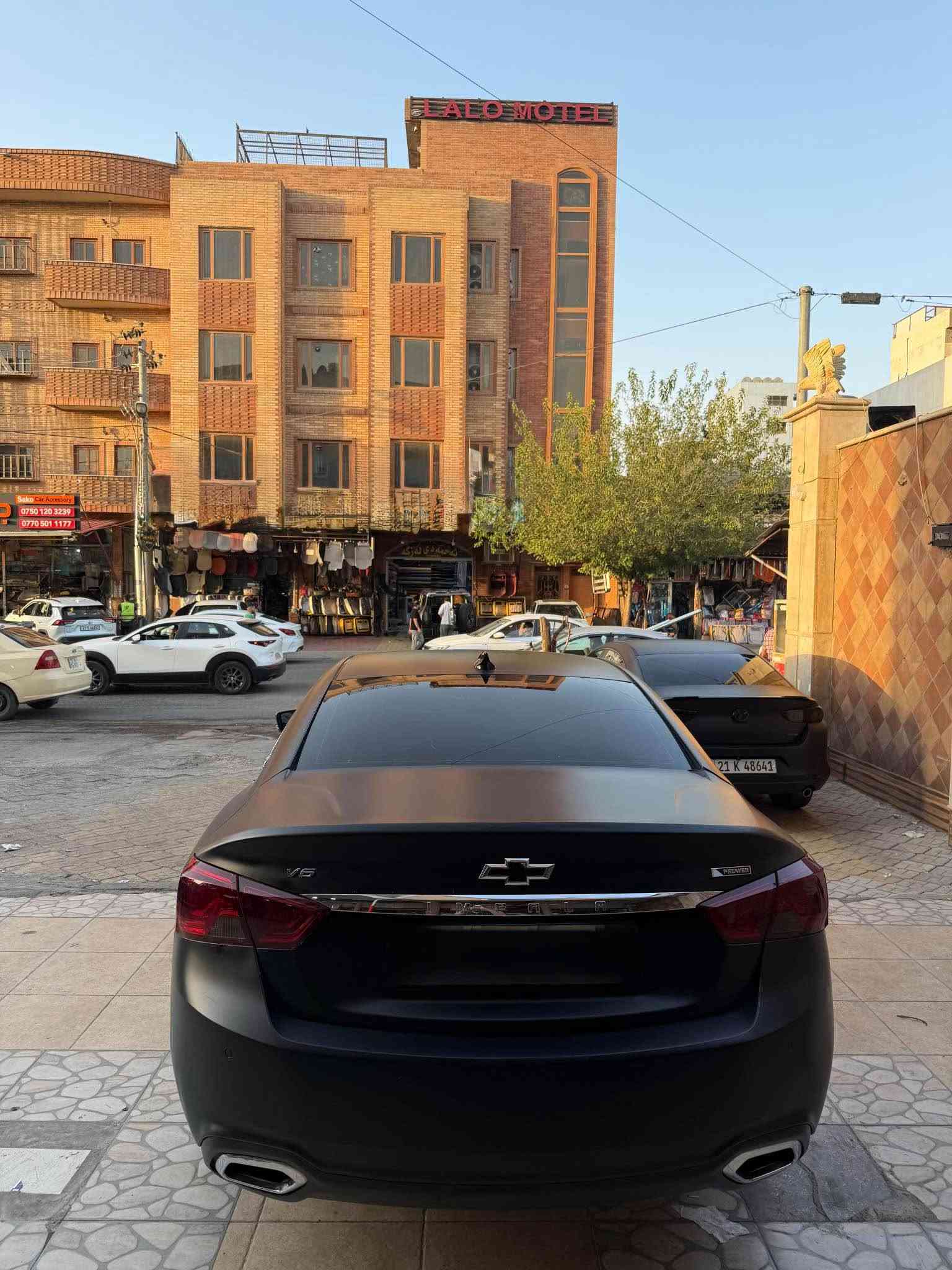 سەرەتا بەناوی خوا
Impala premier V6 2019
فول مواسەفاتە بێ پانۆراما
کوشن کامل جلد هەردوو کوشن کارەبا و هیتەر
راداری ئاوێنە ناوچەی کوێر 
بەسمەو شەغال هەر چوار دەرگا بەسمە 
شاشە گەورەو قاصەو کامێرا حاسە پێش و دواوە
تەبرید دوو زۆن
تەحدید سورعە سوکان فۆلیۆم
ئەپل کار پەلەی و ئەندرۆیت ئەوتۆ
وایەر لێس چارج 
لیدی ناو داشبول دەرگا بیلاد 
موکبەرەو ئمپری فایەر سیستەمی دەنگی Bose
لایت ئەلقە و زینۆن بیلاد 
ویلی ١٩بیلاد
ئاوێنەو تولی دەرگا نیکل 
دفیوزەر
سەیارەکە لەزگەی مات ئەصلی کاراوە
سەیارەکە تابلێی جوان پاکە ناوی لۆک لۆکە 
بێ لێدران بێ ئێرباگ تەنها پارچەی دزاروی هەیە 
هەموو گیانی بەشەرت گێر مەکینە کاربای
تەحویل غەرامە بە شەرت 
١٢٧گەڵا و مەجالێکی کەم
***********:ژم السليمانية, العراق

نص مكتوب في الصور:
- Sako Car Accessory
- ***********
- ***********