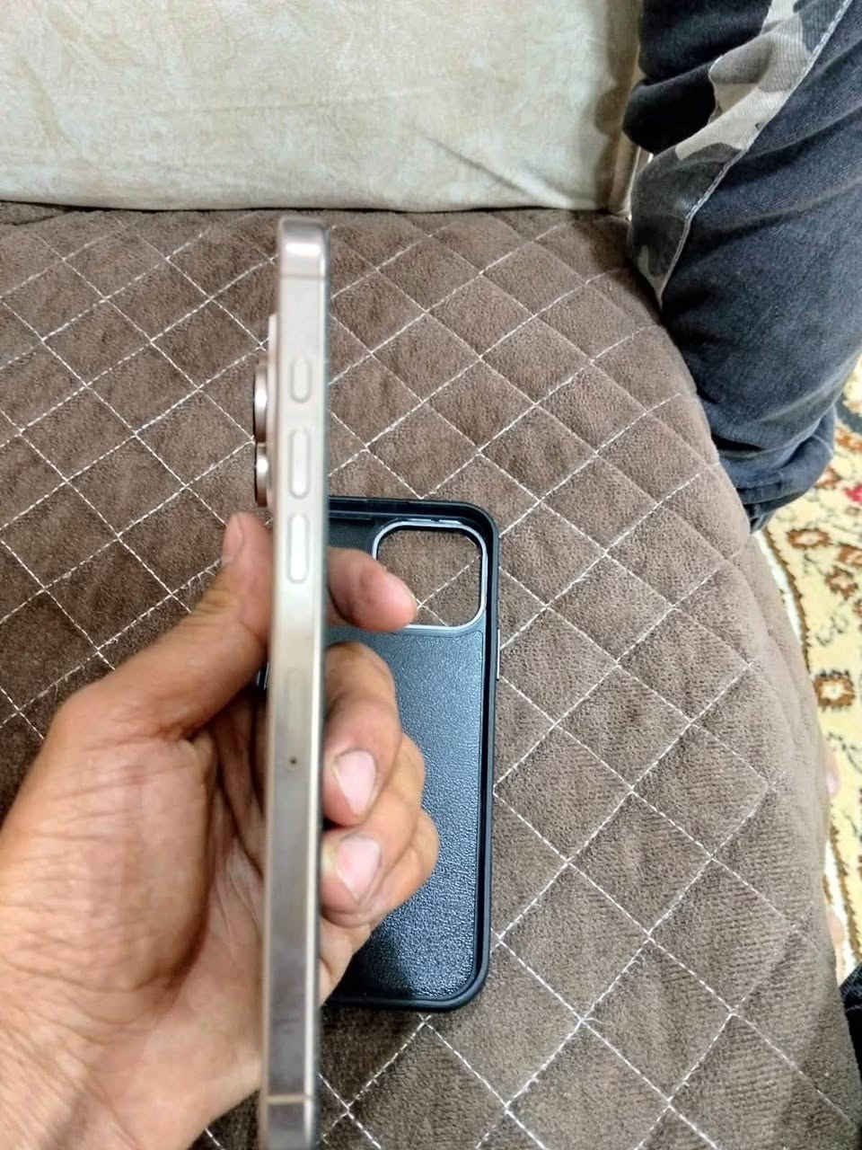 السلام عليكم آيفون ١٦ برو ماكس للبيع جهاز جديد  كارتونه وشاحنه وكيبل الأصلي ماداخل صيانه للبيع أو مراوس ب إس ٢٥ أو ٢٦ الاستفسار ***********
