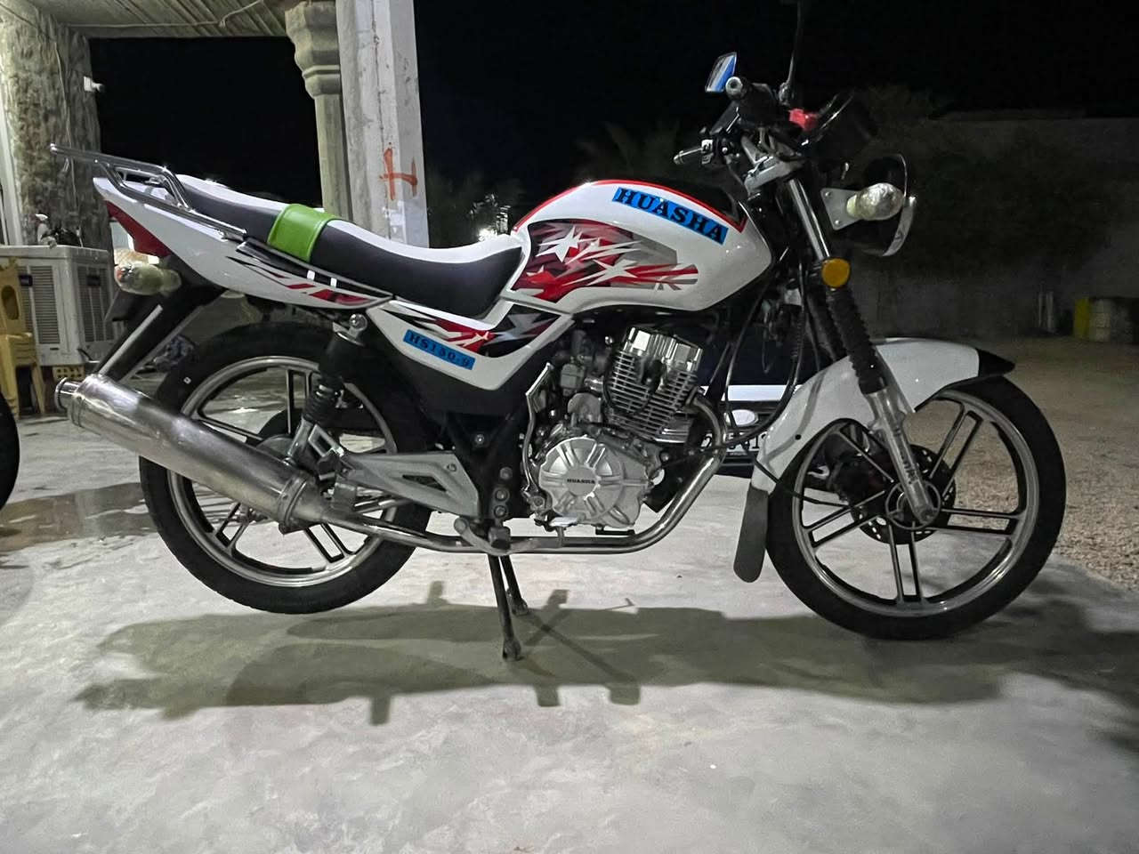 هيوشه موديل 23 كلش نضيف معنه كلمه كلشي بي شغال اوراق بي سعر 900 بيه مجال رقمي ***********
