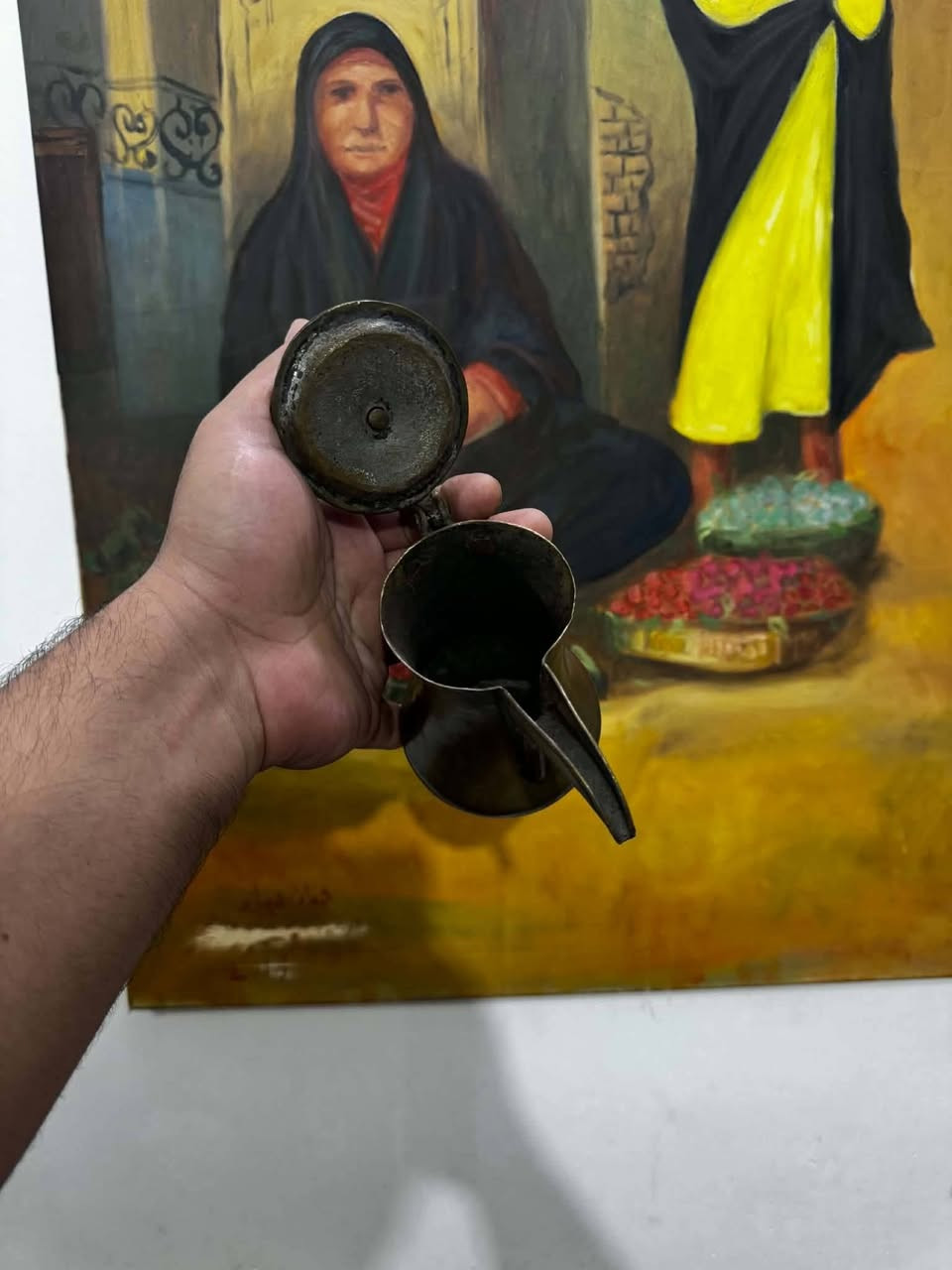 دلة شامية قديم كصة غريبة قياس ١٩ ونص سم  *********** بغداد
